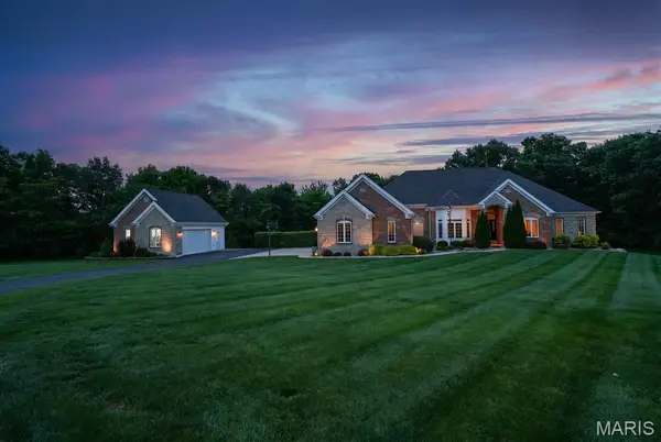 320 Nicole Court, Troy, MO 63379