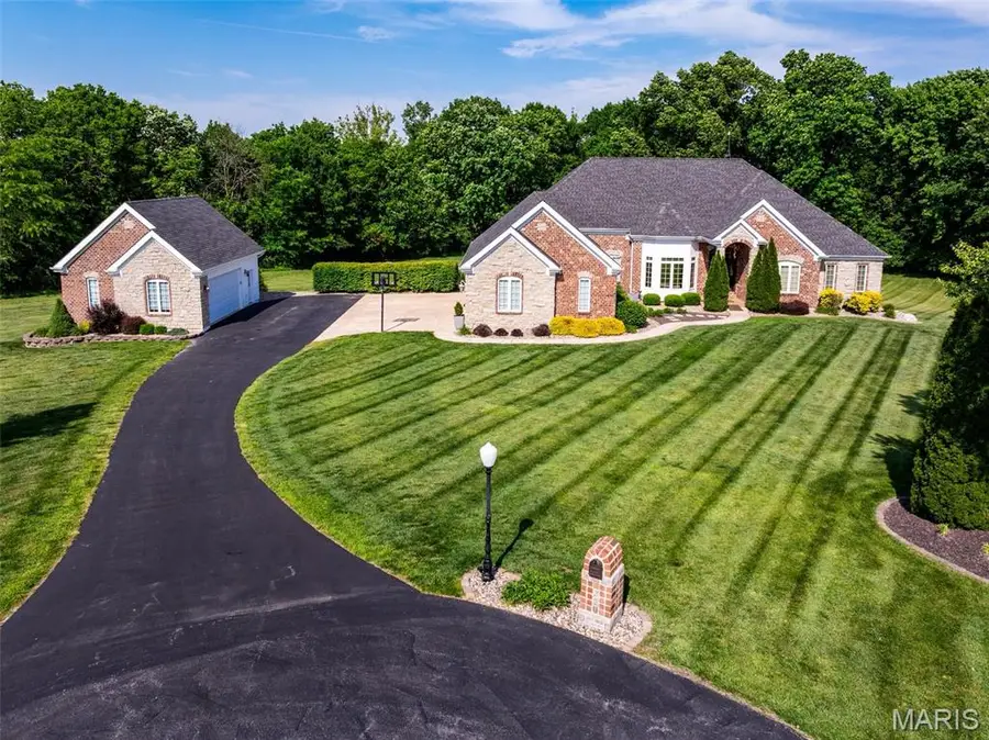 320 Nicole Court, Troy, MO 63379 - #2