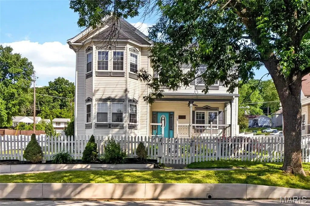 1215 Georgia Street, Louisiana, MO 63353 - #1