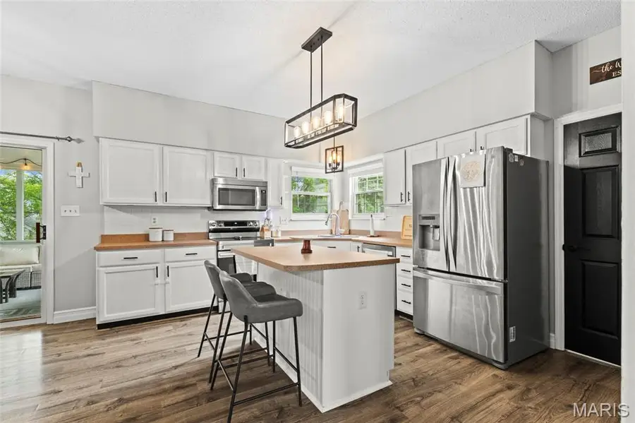 102 Middlesburg Court, Ofallon, MO 63368 - #3