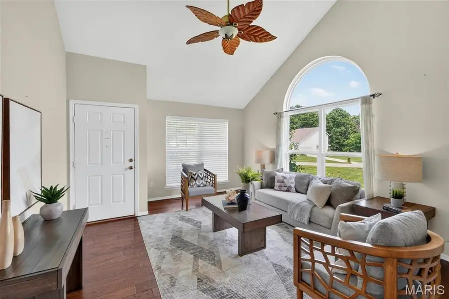 160 Hunters Run Court, Eureka, MO 63025 - #2