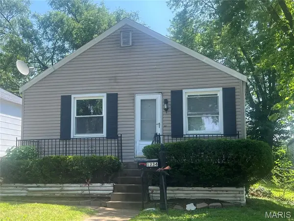 1334 Fairmount Court, St Louis, MO 63139