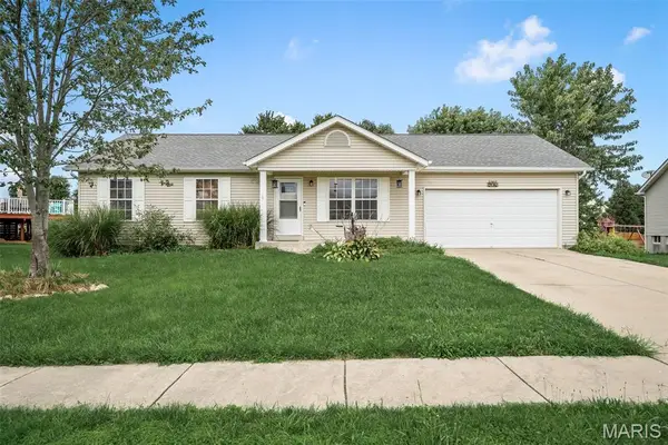 906 Warrior Ridge, Warrenton, MO 63383