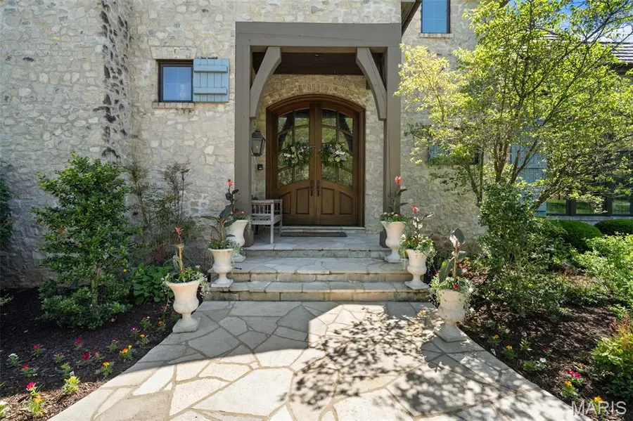 10144 Winding Ridge Road, Ladue, MO 63124 - #3