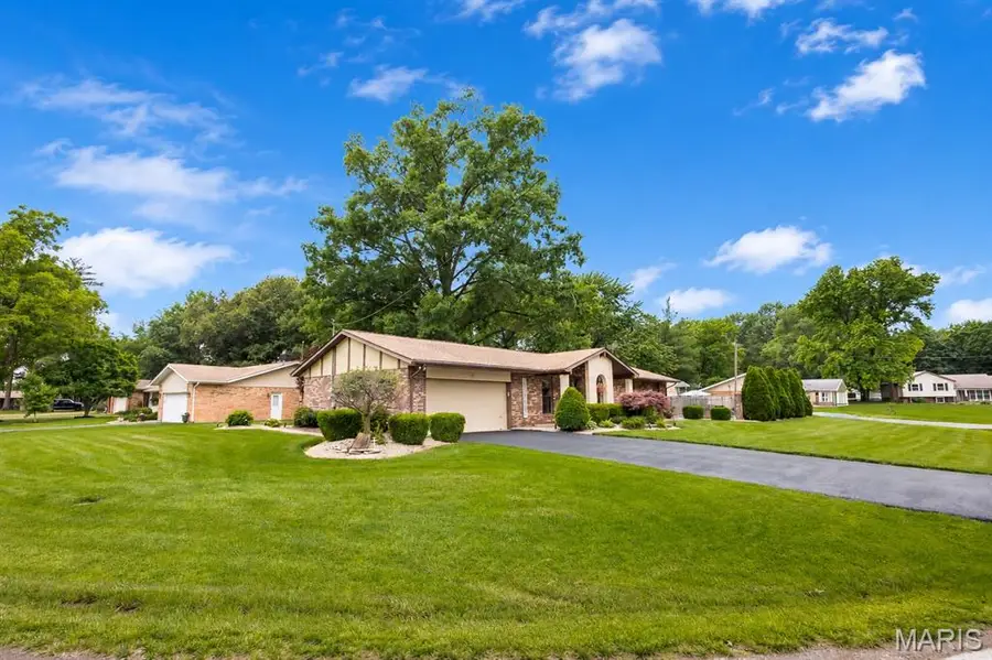 11 Lakeview Drive, Freeburg, IL 62243 - #2