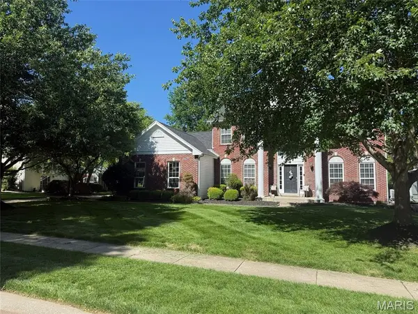 17821 Wilderness Cliff Court, Wildwood, MO 63005