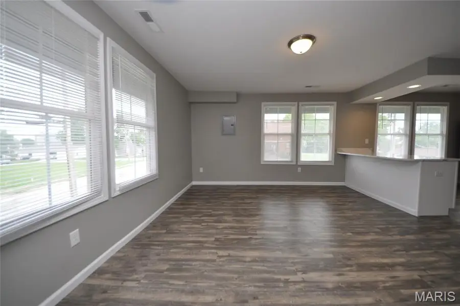 502 S Linn Avenue, Wentzville, MO 63385 - #2
