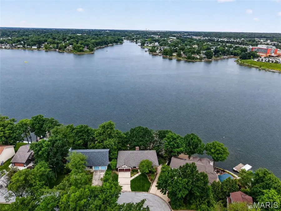 642 Woodchuck Lane, Lake Saint Louis, MO 63367 - #2