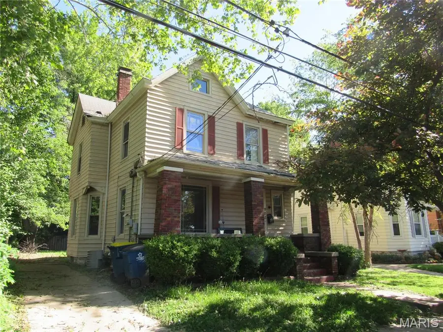 902 Royal Street, Alton, IL 62002 - #2