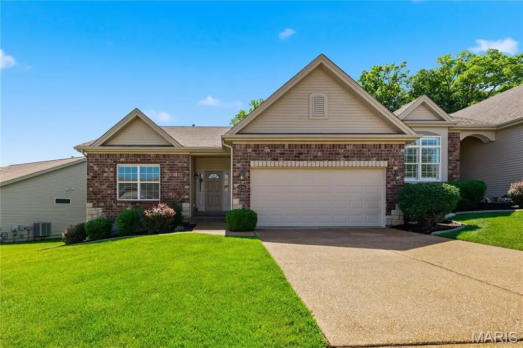 1236 Emerald Gardens Drive, Saint Peters, MO 63376 - #1