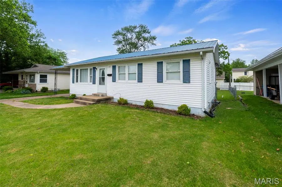 105 West Clarman, Chaffee, MO 63740 - #3