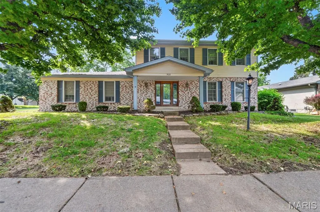 908 Devonshire Lane, Saint Charles, MO 63301 - #1