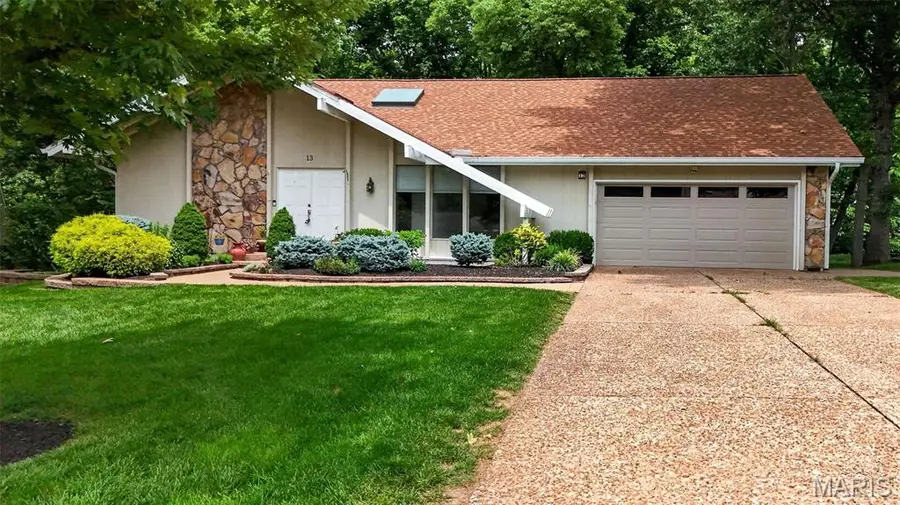 13 Laurel Oaks Court, Lake Saint Louis, MO 63367 - #3