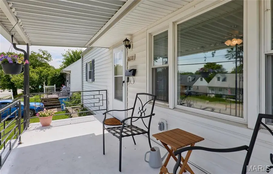 10220 Baltimore Avenue, Saint Ann, MO 63074 - #3