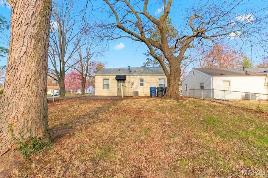 260 Brackleigh, Florissant, MO 63031 - #3