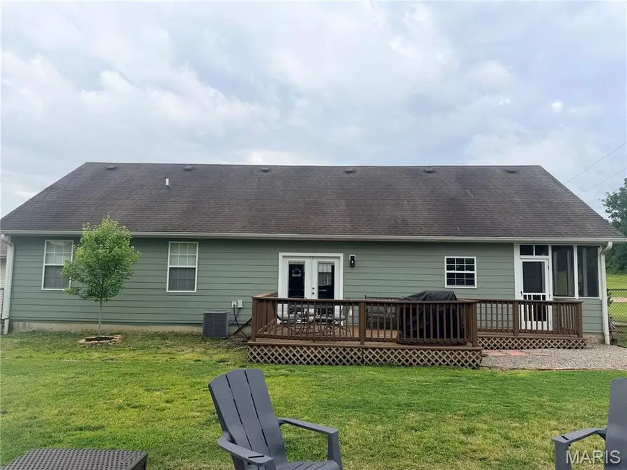 199 Terrell Ave, Poplar Bluff, MO 63901 - #2
