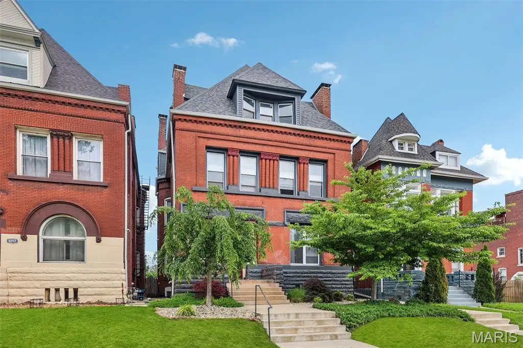 4253 Washington Boulevard #D, Saint Louis, MO 63108 - #1