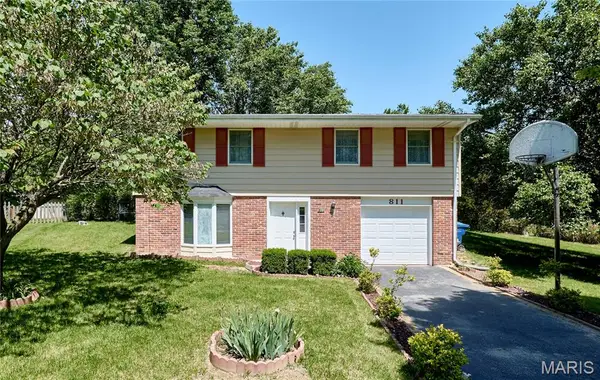 Address Withheld By Seller, Ballwin, MO 63011