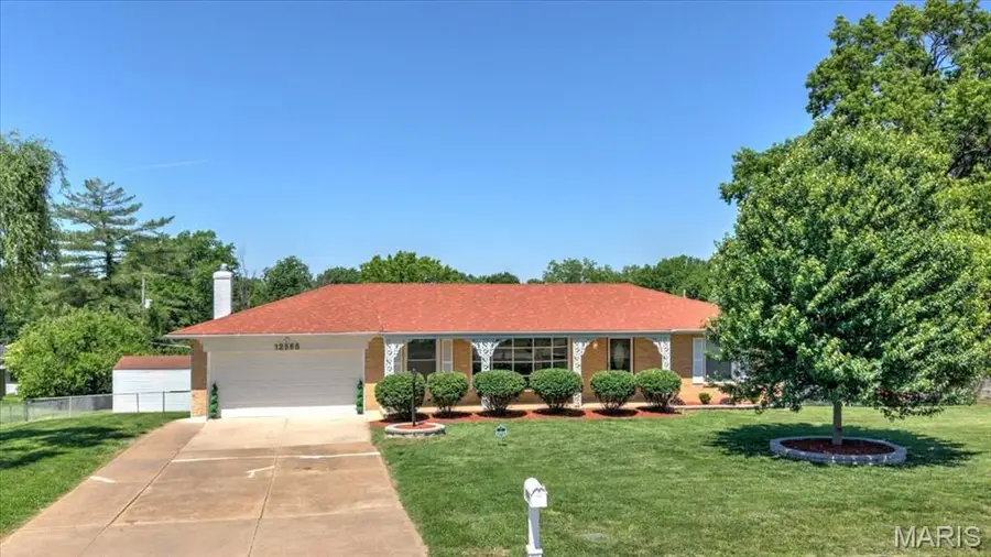 12565 Old Jamestown Road, Black Jack, MO 63033 - #2