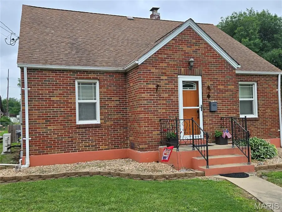 105 S Carleton Street, Farmington, MO 63640 - #2