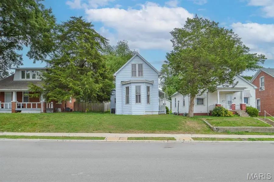 1010 S Church Street, Belleville, IL 62220 - #2