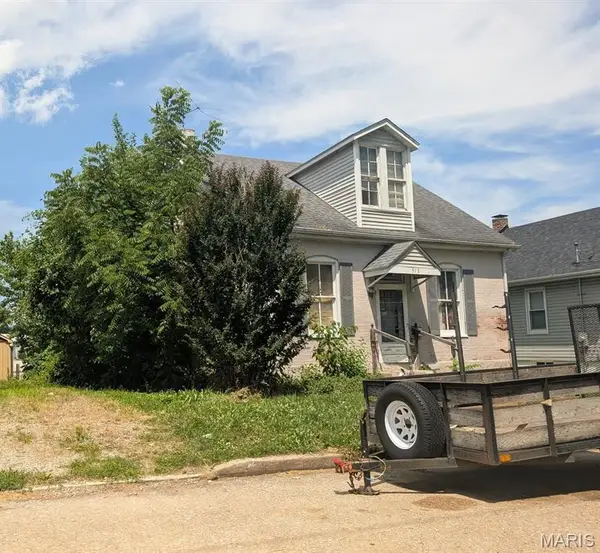 513 N Jackson Street, Belleville, IL 62220