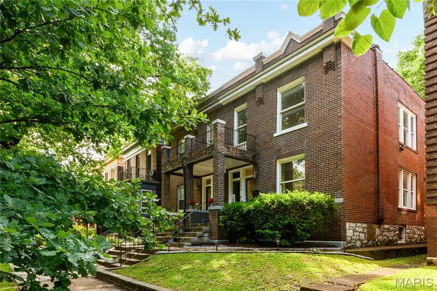 4036 Shaw Boulevard, Saint Louis, MO 63110 - #3