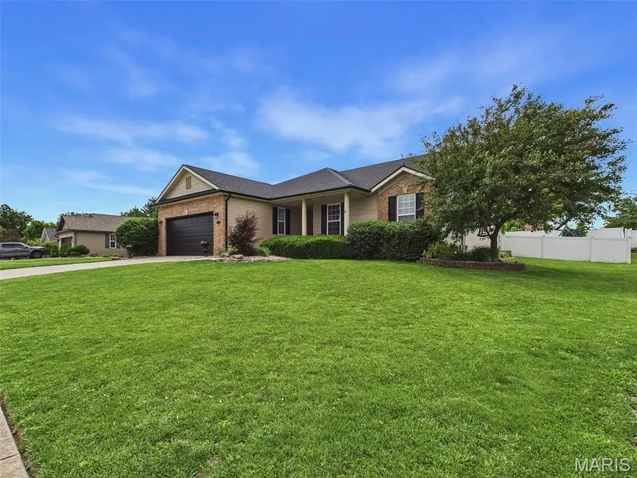 2532 Spyglass Court, Edwardsville, IL 62025 - #2