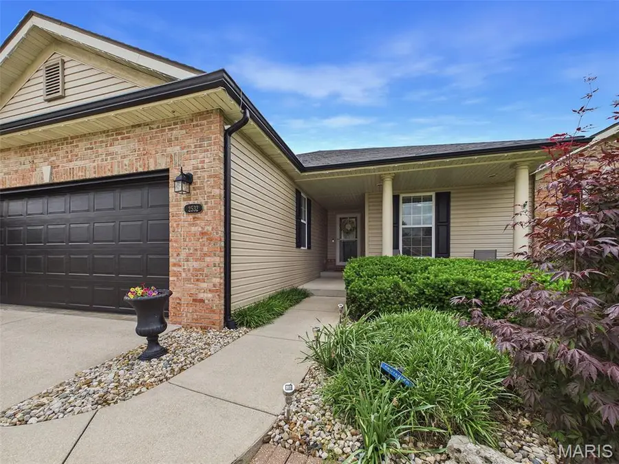 2532 Spyglass Court, Edwardsville, IL 62025 - #3