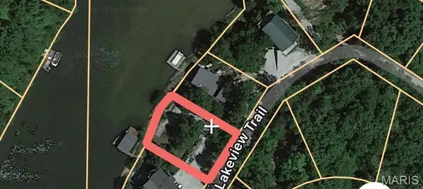 66 Lakeview Trail, New Florence, MO 63363
