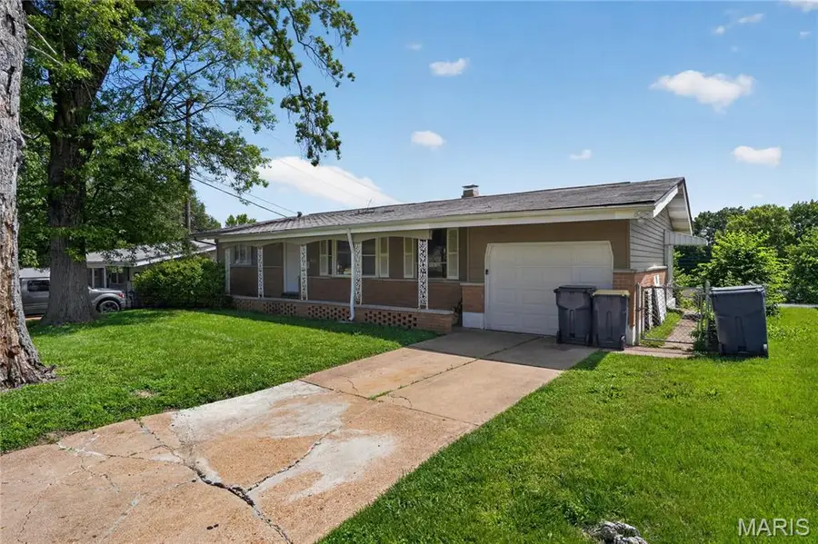 11062 Saginaw Drive, Saint Louis, MO 63136 - #3