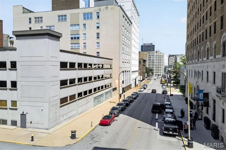 1523 Locust Street #243, Saint Louis, MO 63103 - #2