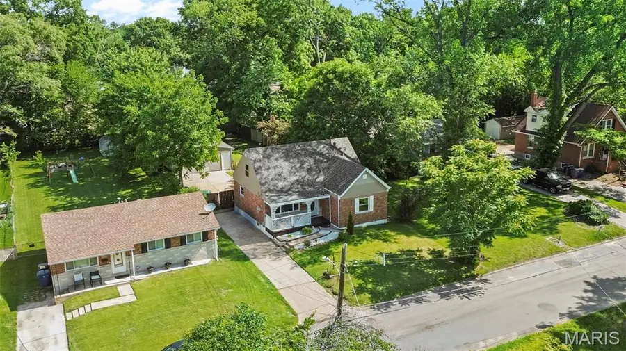 8913 Rosemore Place, Saint Louis, MO 63114 - #2