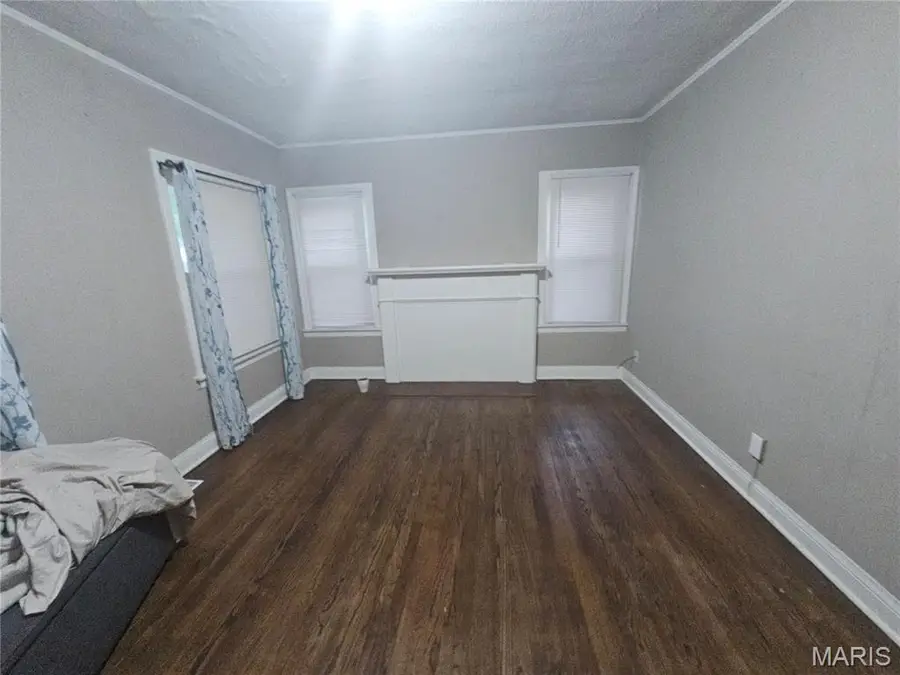 326 Tiffin Avenue, Saint Louis, MO 63135 - #3