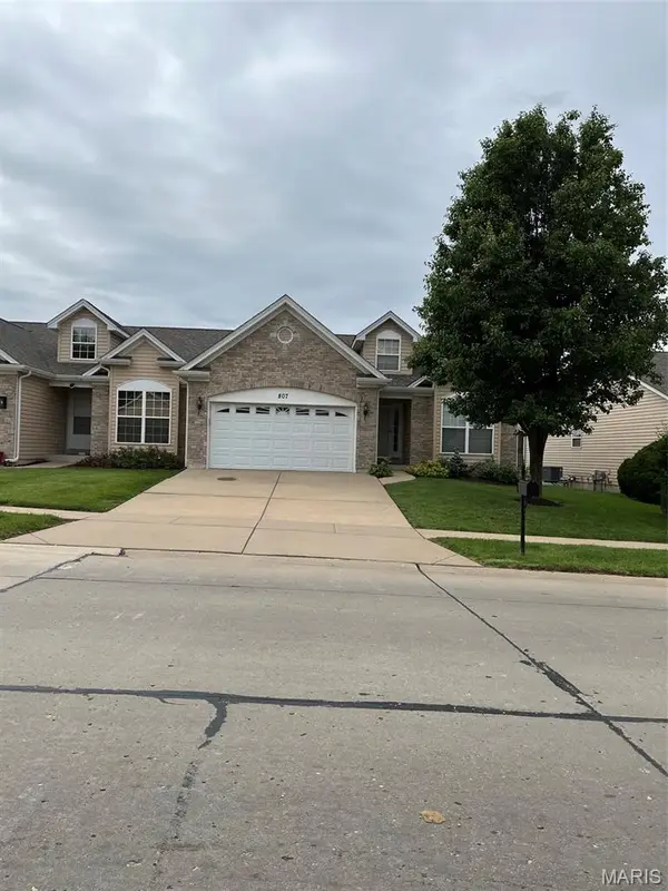 807 Elaine Drive, O'Fallon, MO 63366