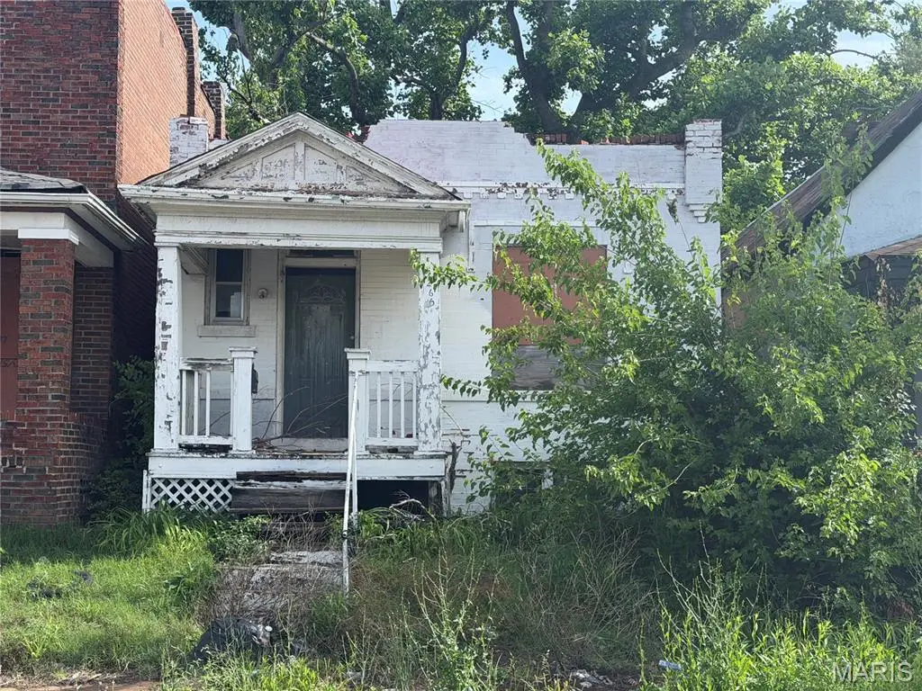 4265 E Farlin Avenue, Saint Louis, MO 63115 - #1