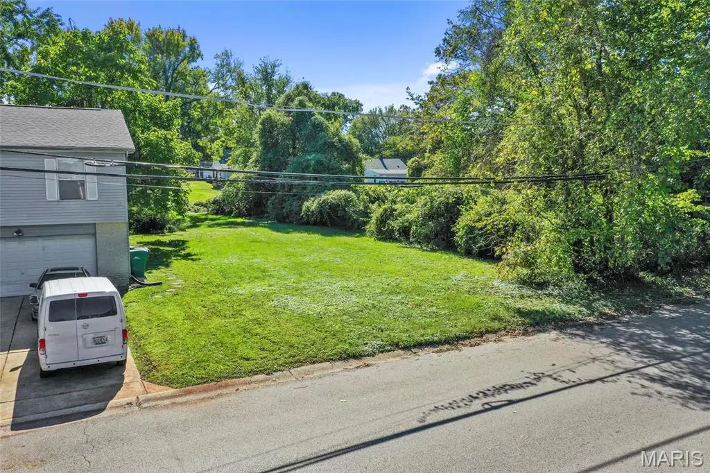 112 W Thornton Avenue, Saint Louis, MO 63119 - #1