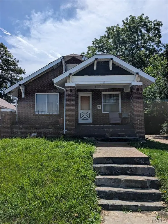 32 Blakemore Place, Saint Louis, MO 63121 - #1