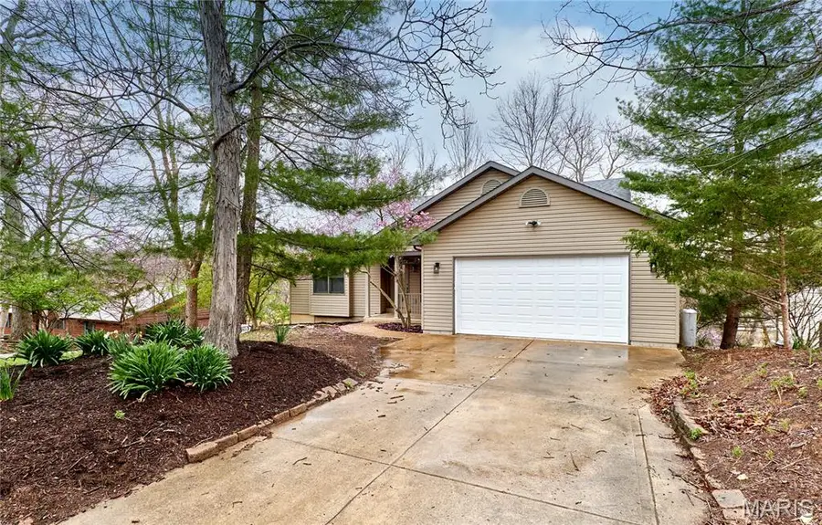 157 S Kings Road, Lake Sherwood, MO 63357 - #2
