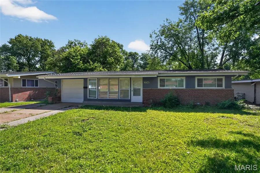 10744 Hallstead Drive, Saint Louis, MO 63136 - #3