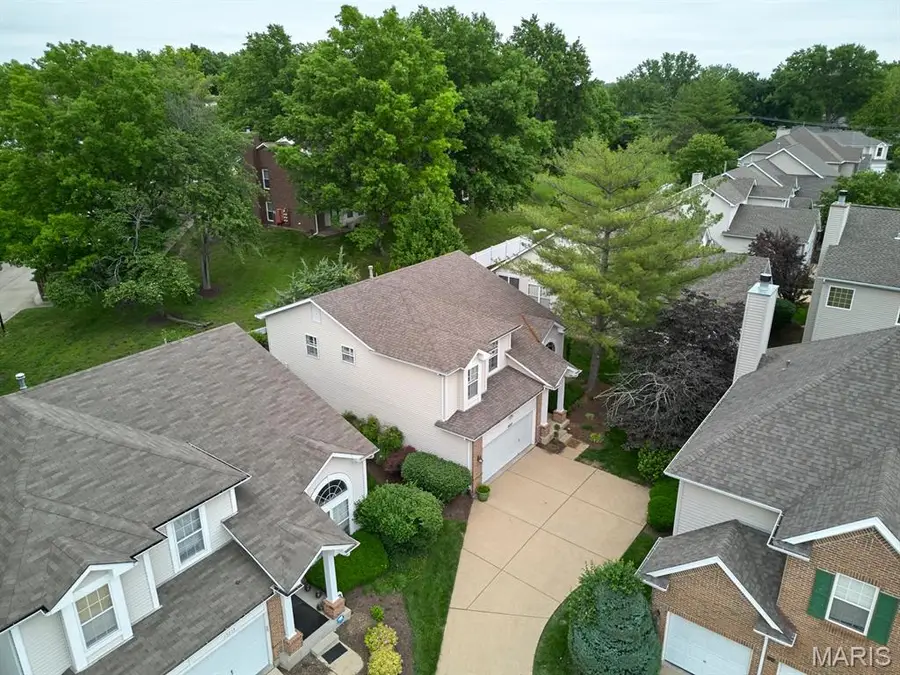 15207 Cambridge Terrace Court, Chesterfield, MO 63017 - #3