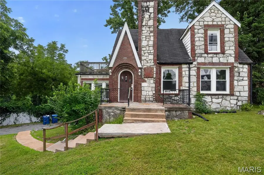 2512 High Ridge Avenue, Saint Louis, MO 63136 - #2
