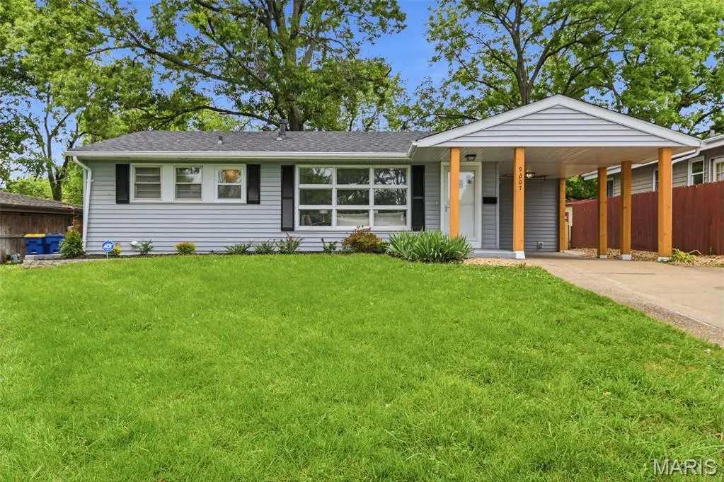 9607 Harold Drive, Saint Louis, MO 63134 - #1