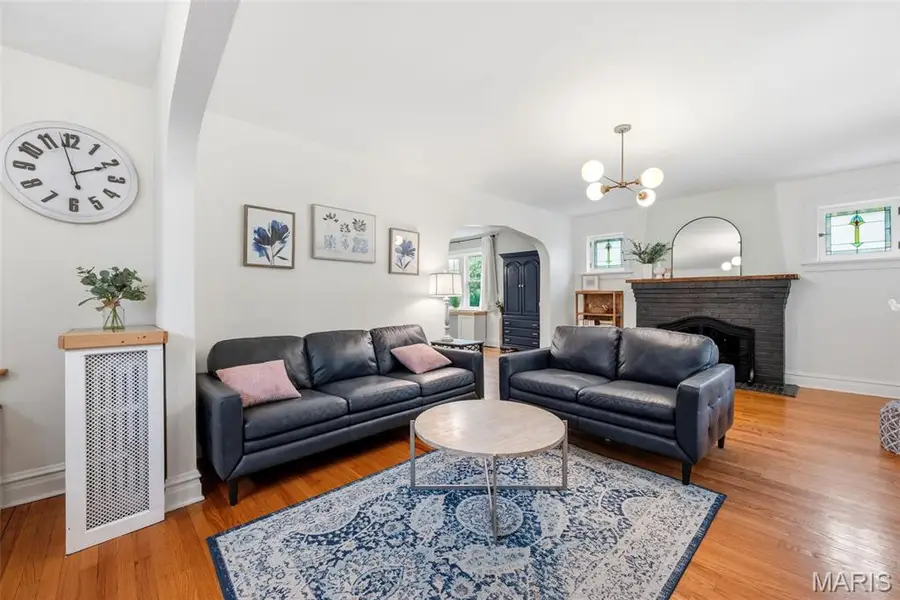 7368 Melrose Avenue, Saint Louis, MO 63130 - #2