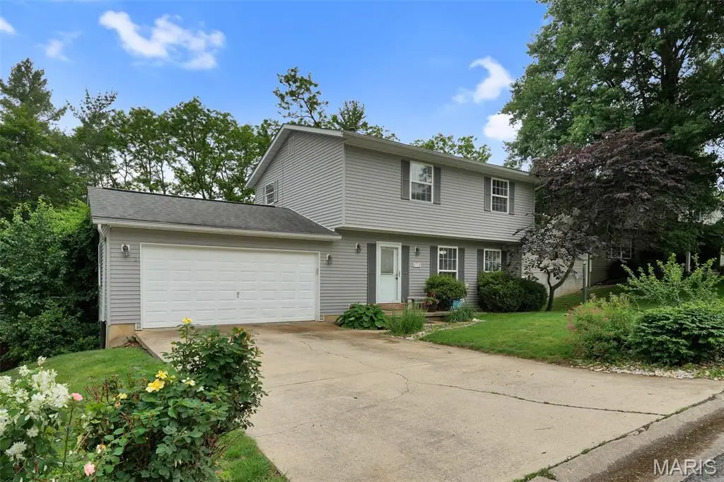 4723 Brecht Lane, Godfrey, IL 62035 - #1