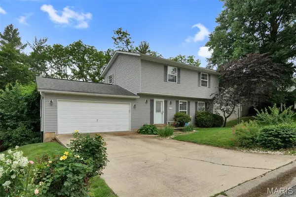 4723 Brecht Lane, Godfrey, IL 62035