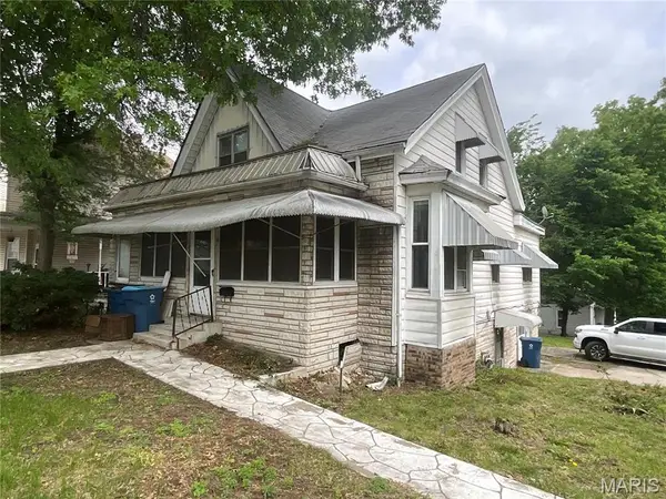 901 Washington Avenue, Alton, IL 62002