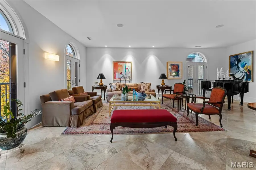 60 Brighton Way #3S, Clayton, MO 63105 - #2