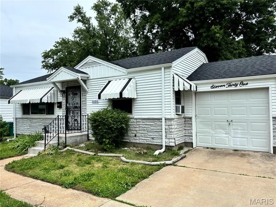 1131 Darr Drive, Saint Louis, MO 63137 - #3