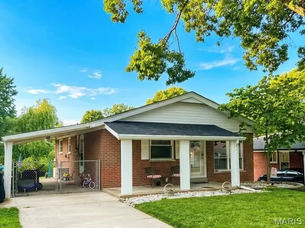 8537 Vasel Avenue, St Louis, MO 63123